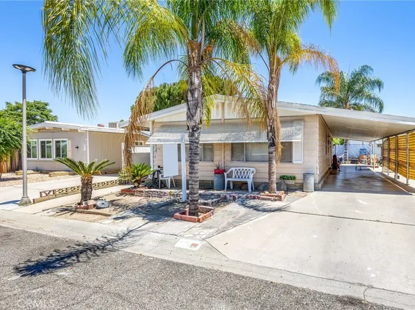 471 Santa Clara Cir, Hemet, CA 92543