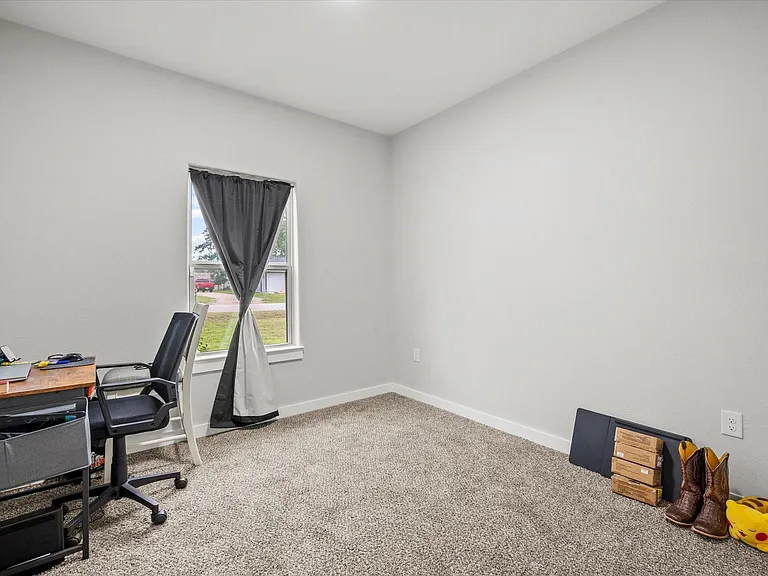 16322 Crockett Martin Estates Dr — Photo 14