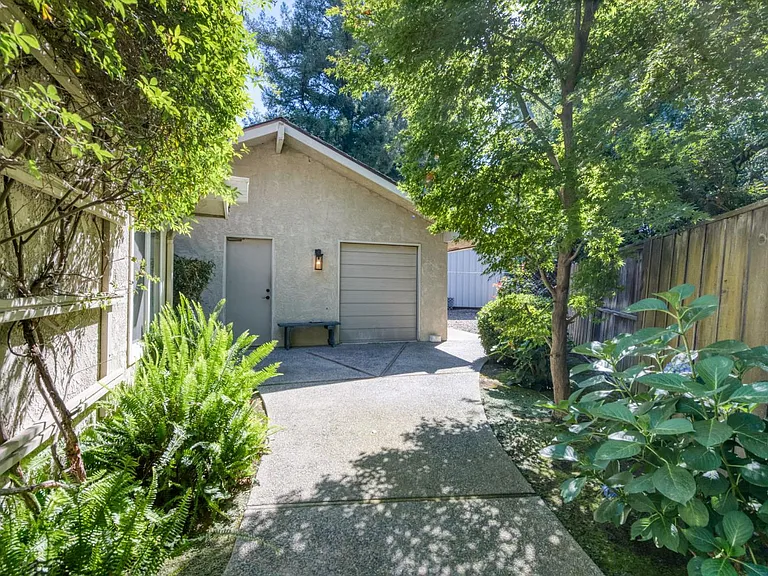 39771 Road 33 — Photo 43