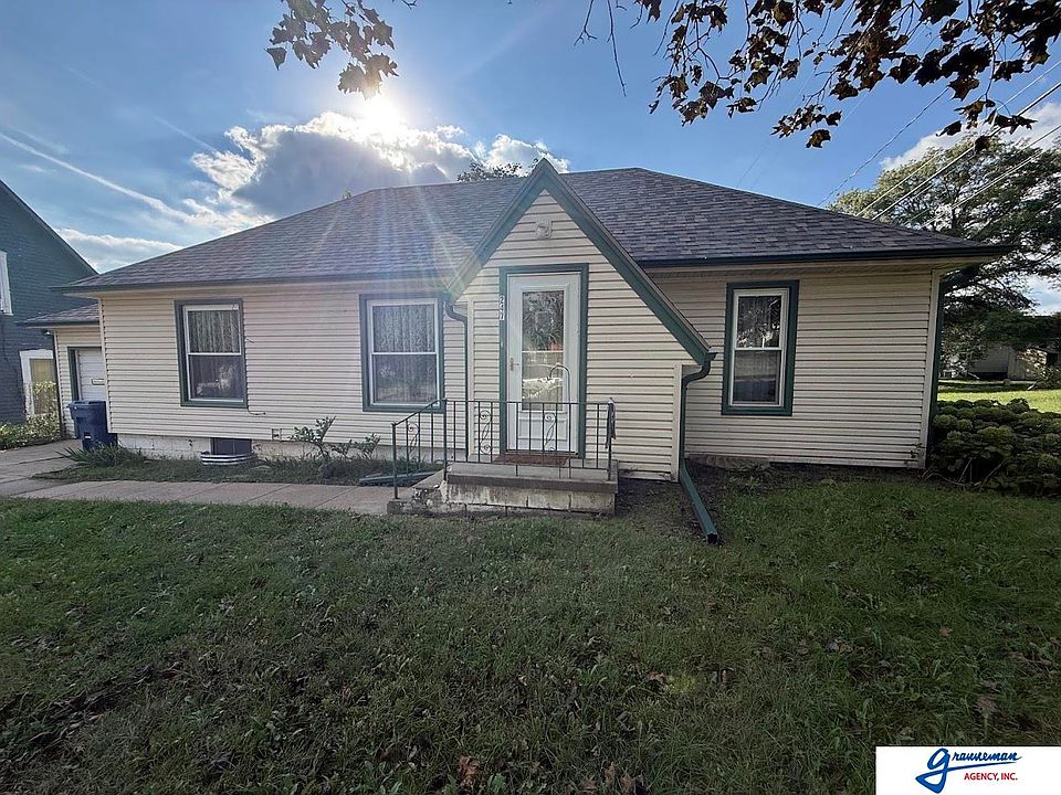 1st image of 247 Park St