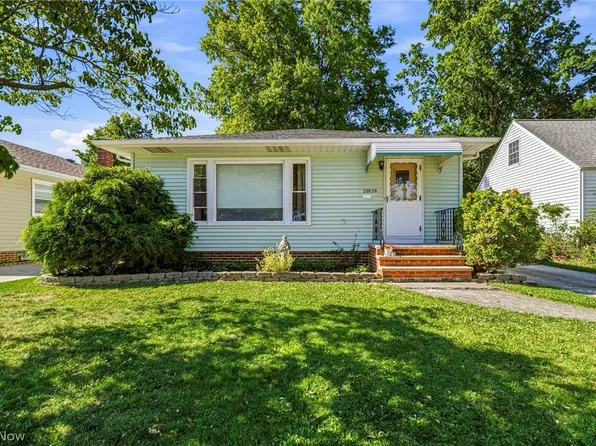 28626 Forest Rd, Willowick, OH 44095