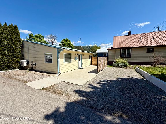 5th image of 13 Emerson Ln