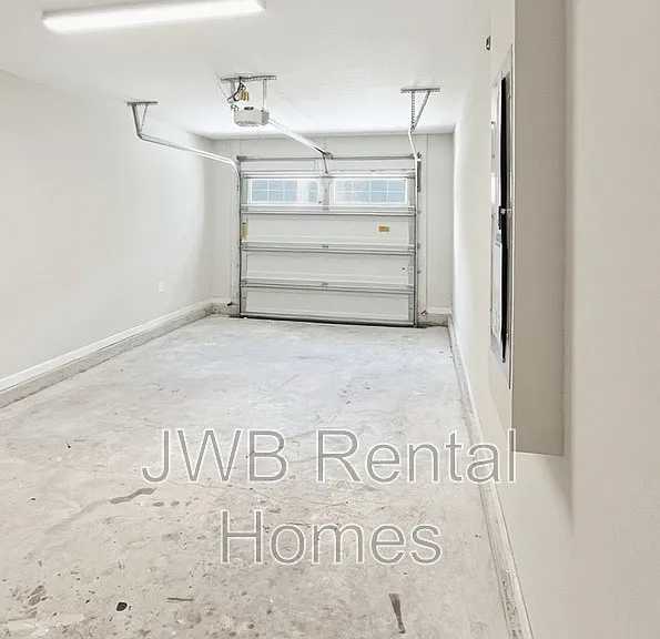 1209 Ellis Rd S — Photo 20