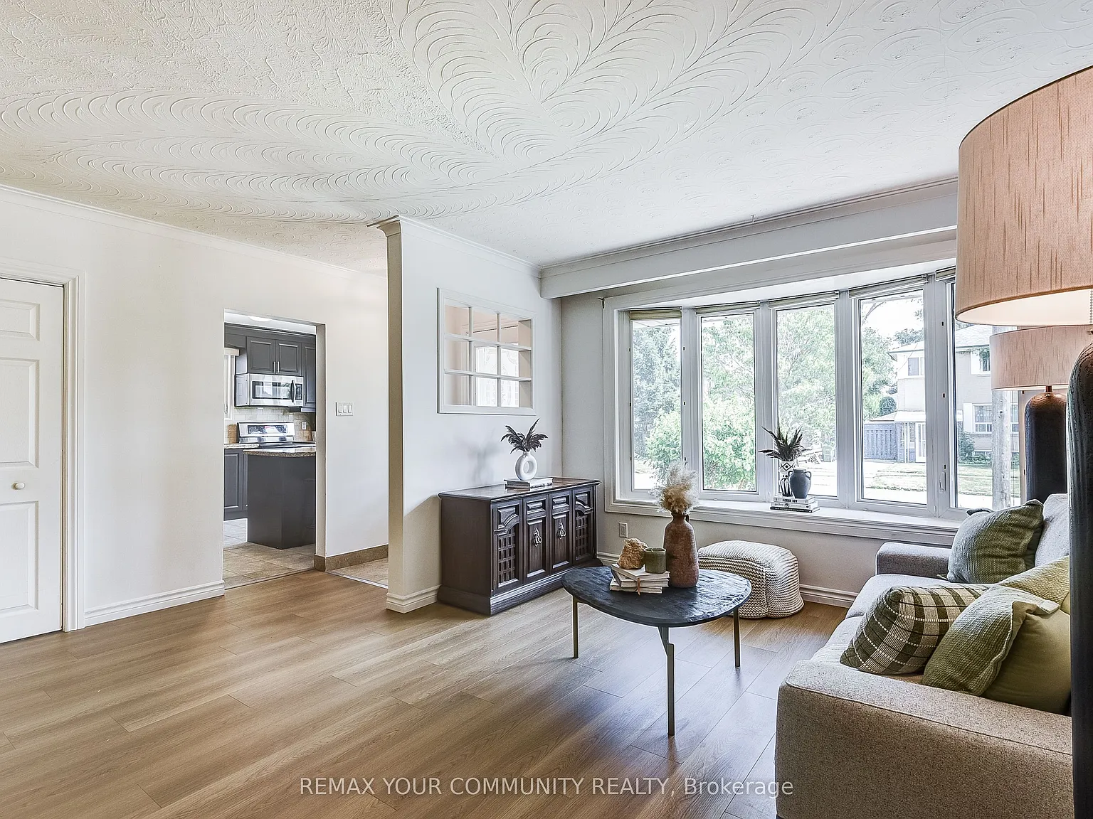 4 bed, $3,750 — Photo 4
