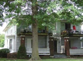 1255 SW Tyler St APT 4, Topeka, KS 66612