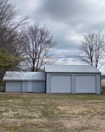 2nd image of 88 Kefauver Rd