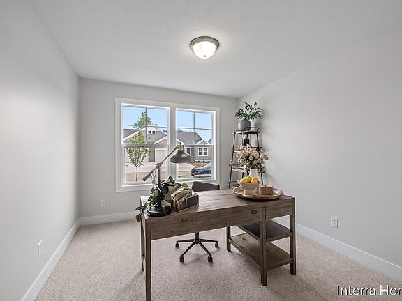 3rd image of 980 Scioto Dr NW #4