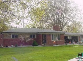 26625 N Campau Ln, Harrison Township, MI