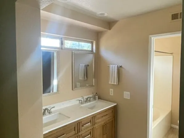 (undisclosed Address), Azusa, CA 91702
