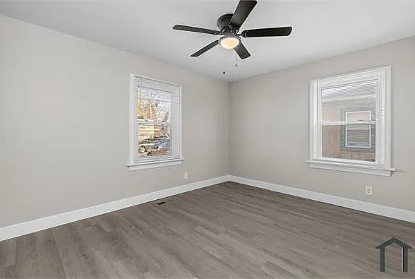 2056 Coleridge Dr — Photo 25