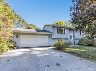 N1876 County Road Bb, Marinette, WI 54143