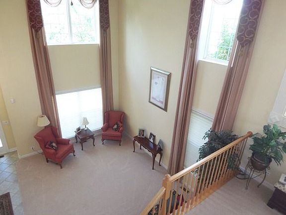 3rd image of 339 Baltimore Dr