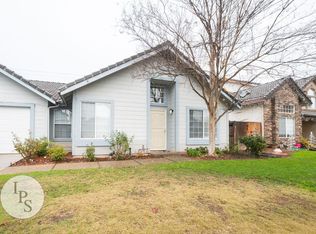 2188 E Pinedale Ave, Fresno, CA 93720