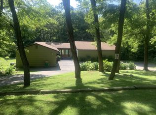 3 Back Ct, Stormville, NY 12582