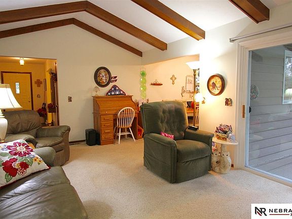 4th image of 1103 Victory Cir