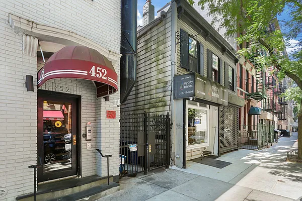 Rented by Cooper & Cooper Real Estate | media 3