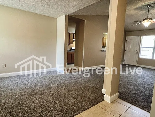 110 Willow Gardens Ct — Photo 3