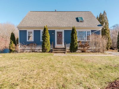 46 Rosewood Ter, Dartmouth, MA, 02747