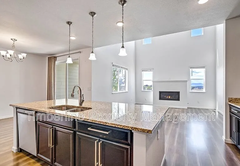 811 Marine Corps Dr — Photo 15