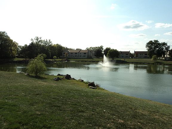 4th image of 2679 Cedar Lake Dr