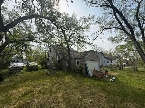 5th image of 2229 McIlwraith St