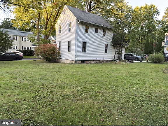 3rd image of 46 Beech St