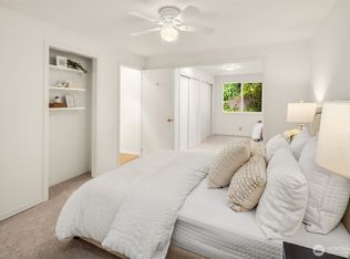 16430 NE 99th St, Redmond, WA 98052