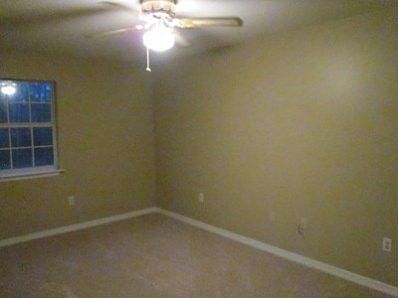 5th image of 71100 Chateau Ln