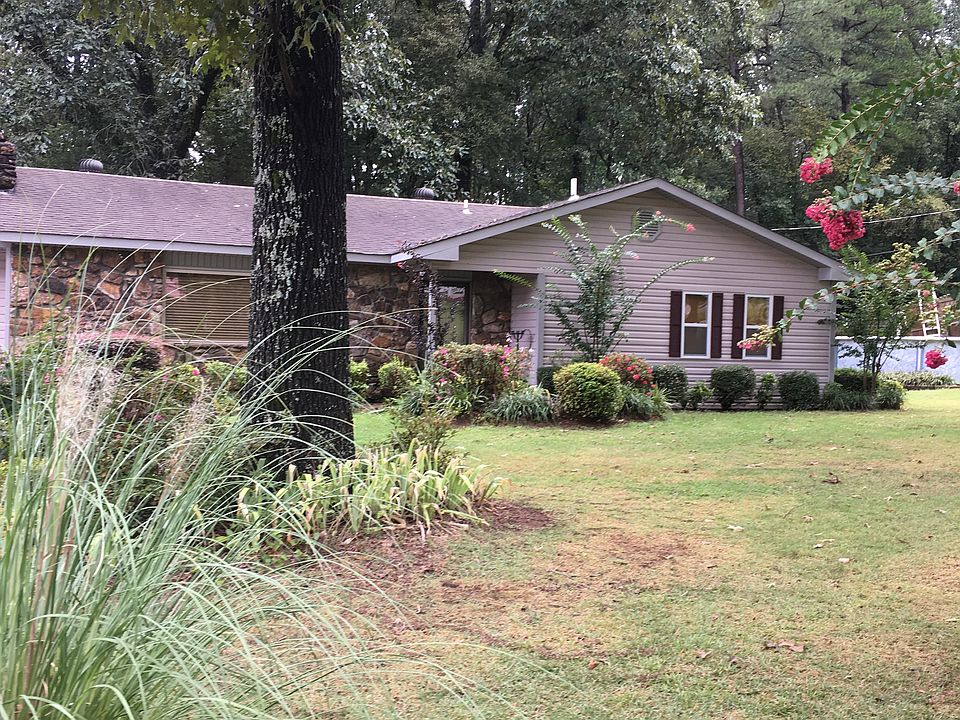 1st image of 8318 Red Oak Dr