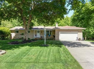 7421 Mountain Park Dr, Concord Township, OH 44060