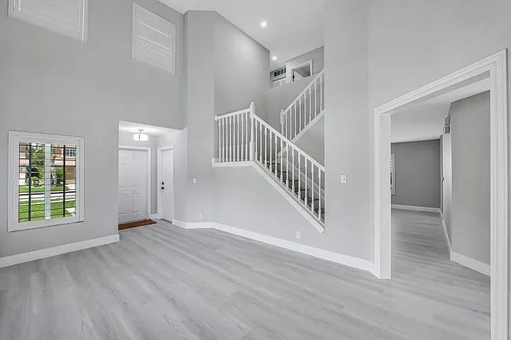 4 bed, 2108 sqft, $3,500 — Photo 4