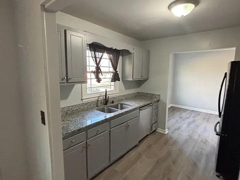 3204 Waterford Dr — Photo 5