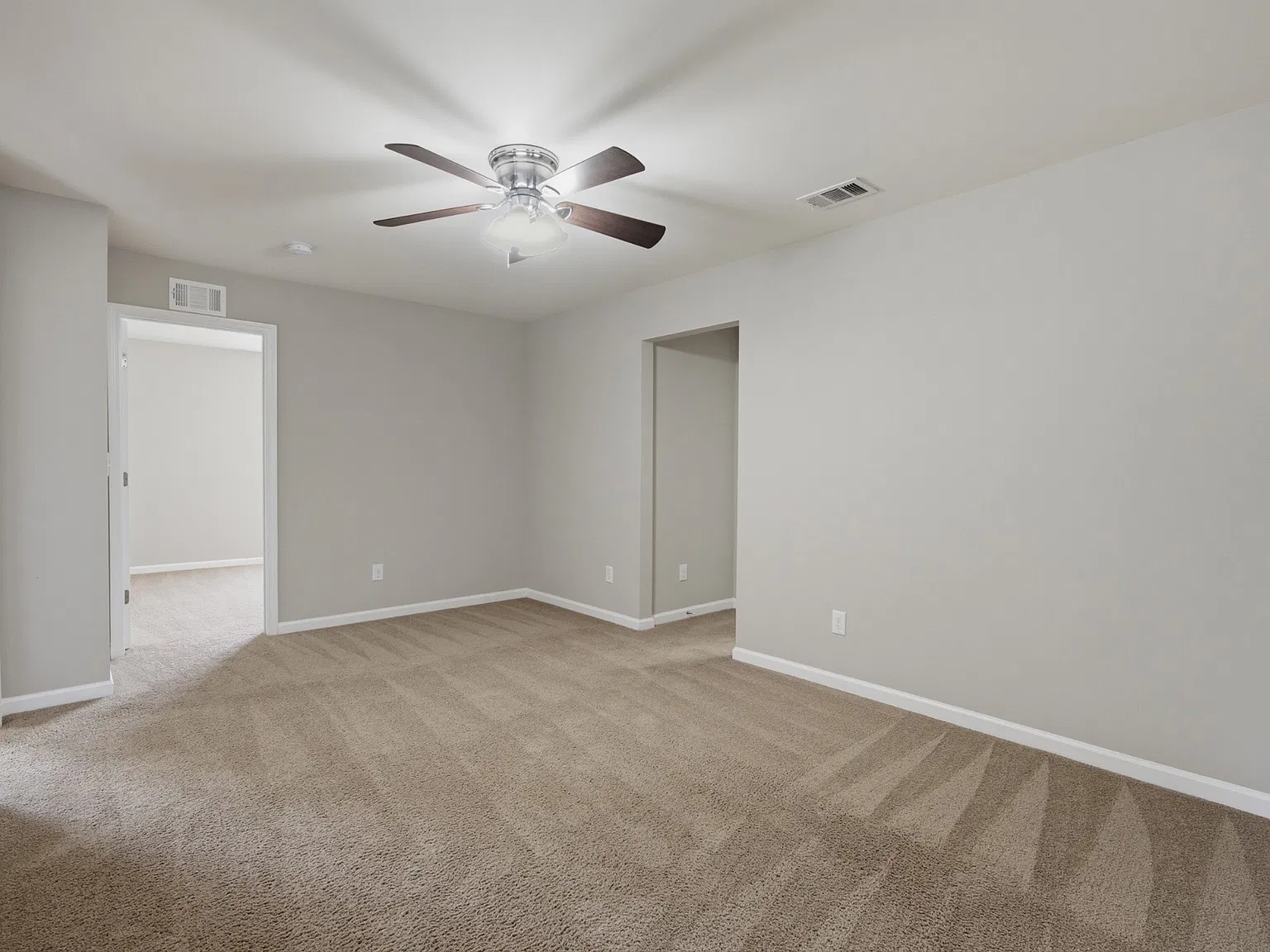 2106 Traemoor Village Court - 1 — Photo 4