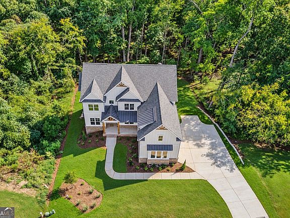 3rd image of 3983 Meadowland Dr