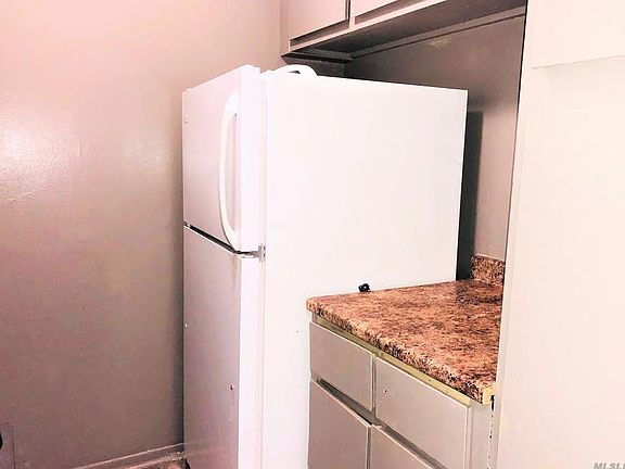 3rd image of 8470 129th St APT 5R