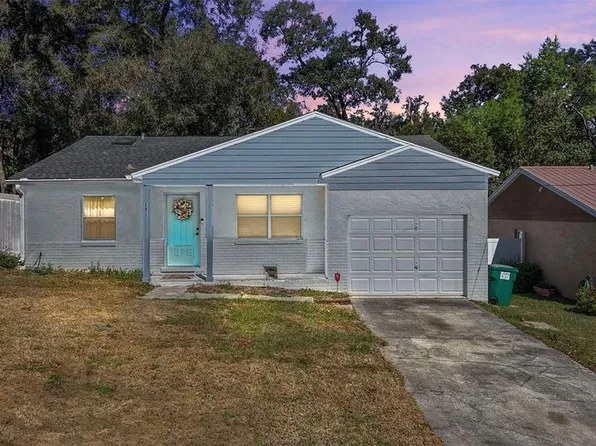 151 Shiloh Ave, Lady Lake, FL 32159