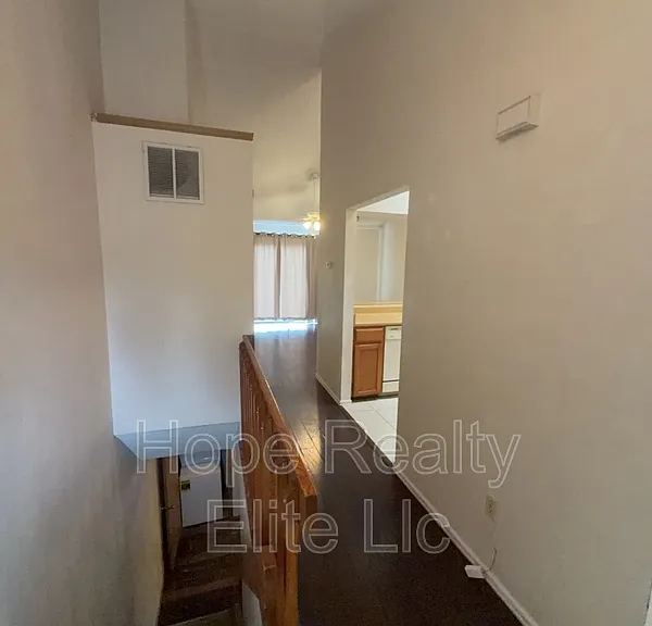 4537 Lamplighter Cir — Photo 2