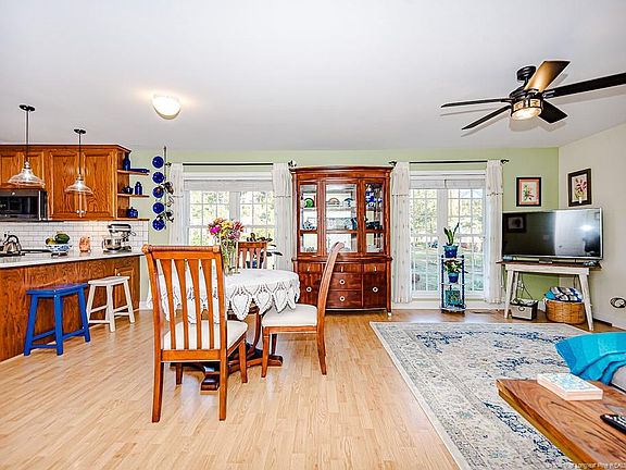 5th image of 2616 Pebblebrook Dr