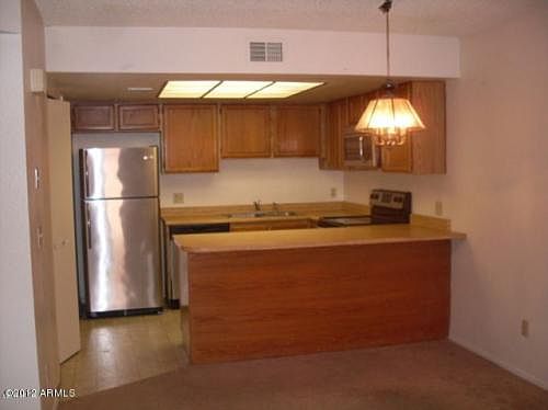 2nd image of 2127 E 10th St