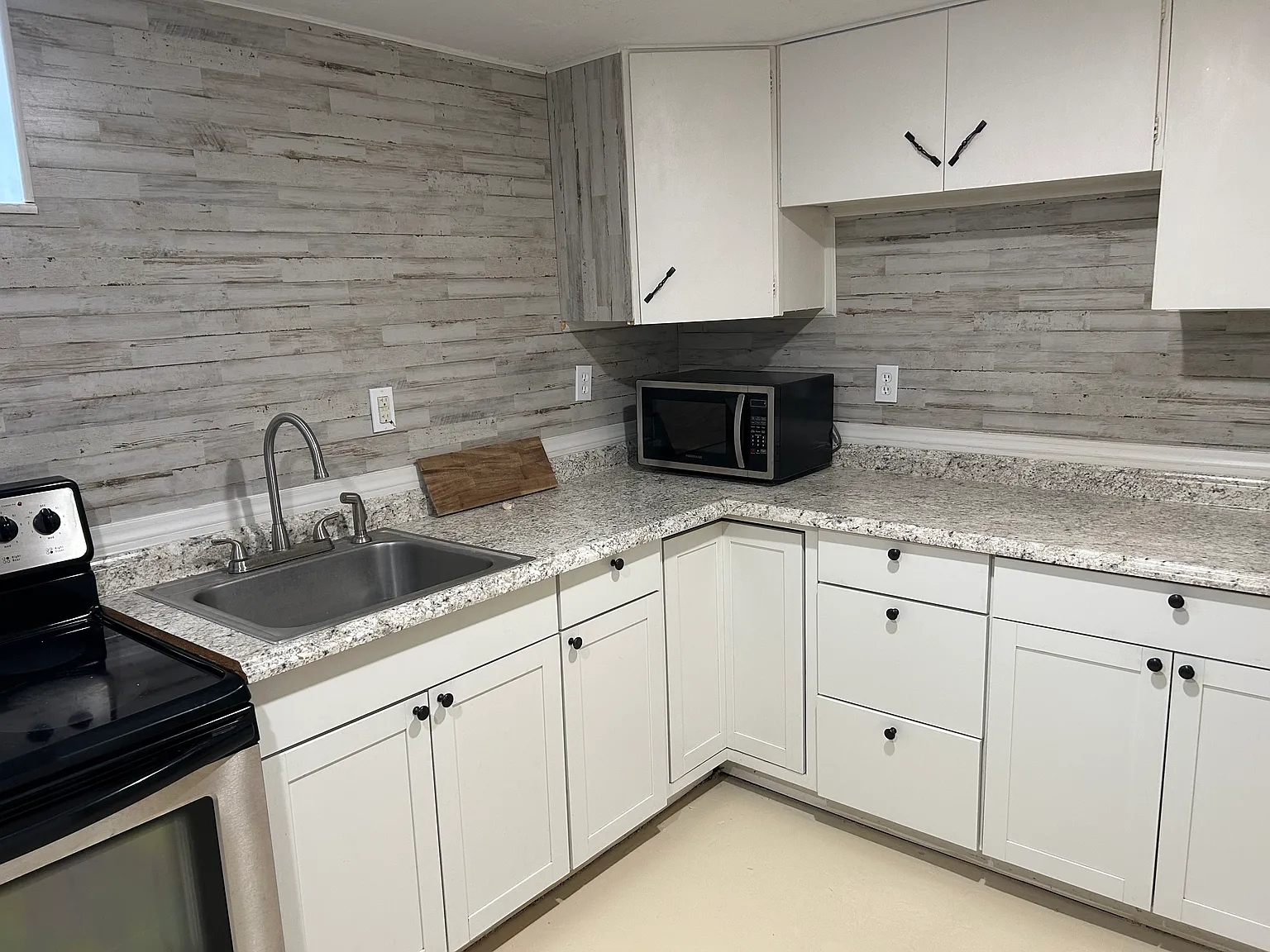 2 bed, 750 sqft, $1,300 — Photo 4