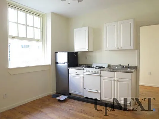 Rented by UpNext Real Estate | media 17