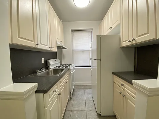 Rented by Sovereign Associates | media 6