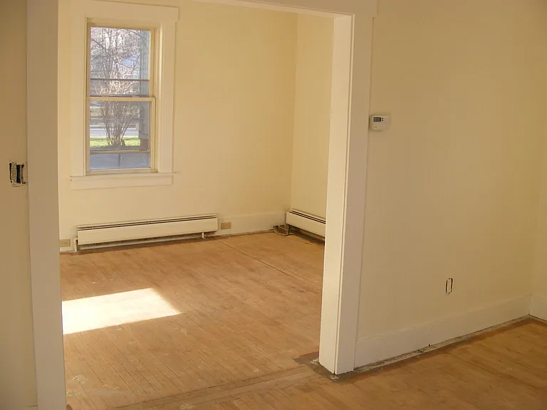 125 Frost St #1 — Photo 4