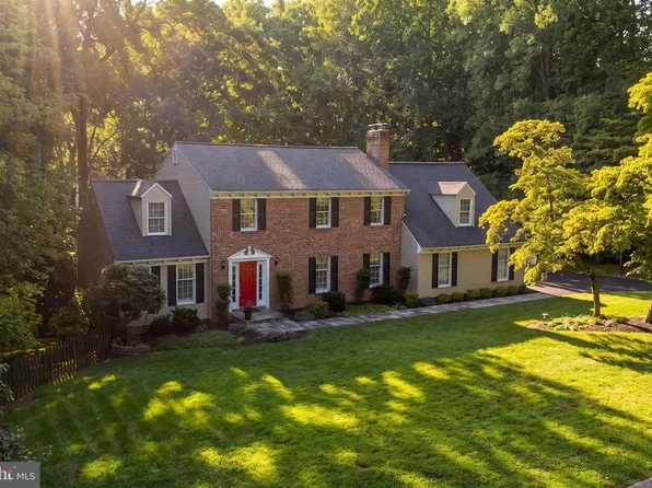 1120 Chatelaine Dr, Fallston, MD 21047