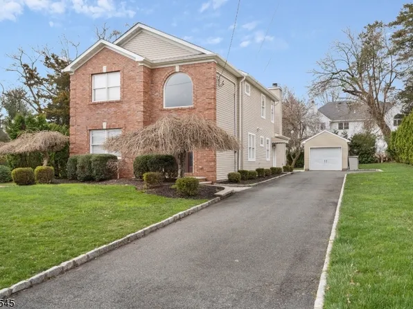 11 Cedar Rd, Watchung Boro, NJ 07069