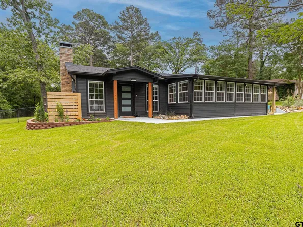 435 Lakeview Dr, Hideaway, TX 75771