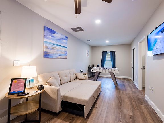 Secondary living room