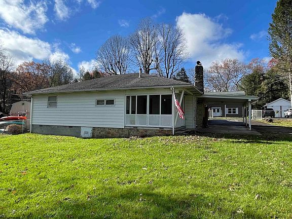5th image of 11 Woodhaven Ln
