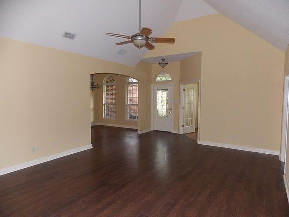 3rd image of 9013 Monticello Dr