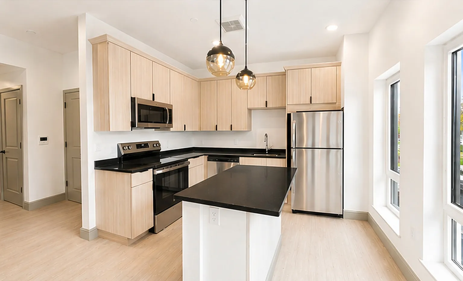 Grand Central Suites — Photo 1